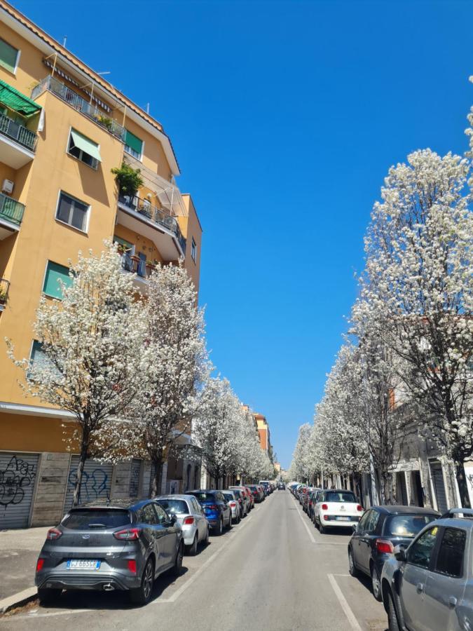 Porta Furba RHome Roma Esterno foto